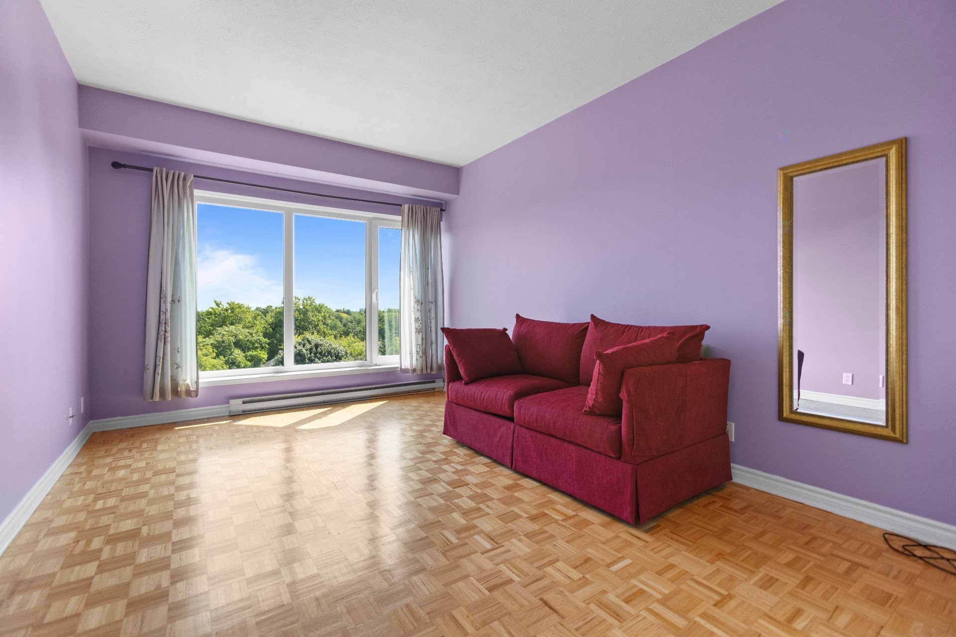 









18


Ch. du Bord-du-Lac-Lakeshore

, 717,
Pointe-Claire,




QC
H9S5X9

