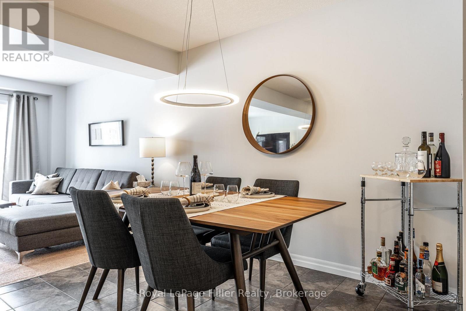 












25 - 55 HARRISON STREET

,
Stratford,




Ontario
N5A0C9

