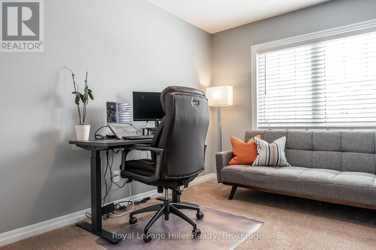 












25 - 55 HARRISON STREET

,
Stratford,




Ontario
N5A0C9


