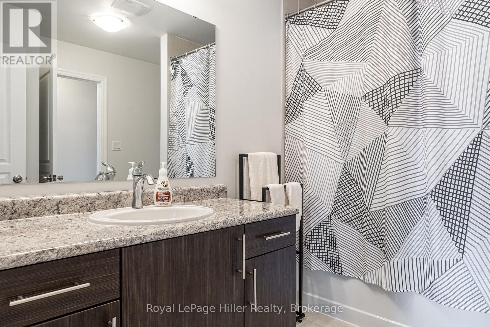 












25 - 55 HARRISON STREET

,
Stratford,




Ontario
N5A0C9

