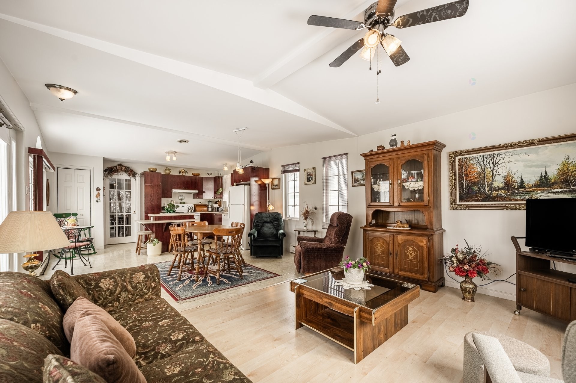 









67


Rue de la Calèche

,
Saint-Basile-le-Grand,




QC
J3N1P2

