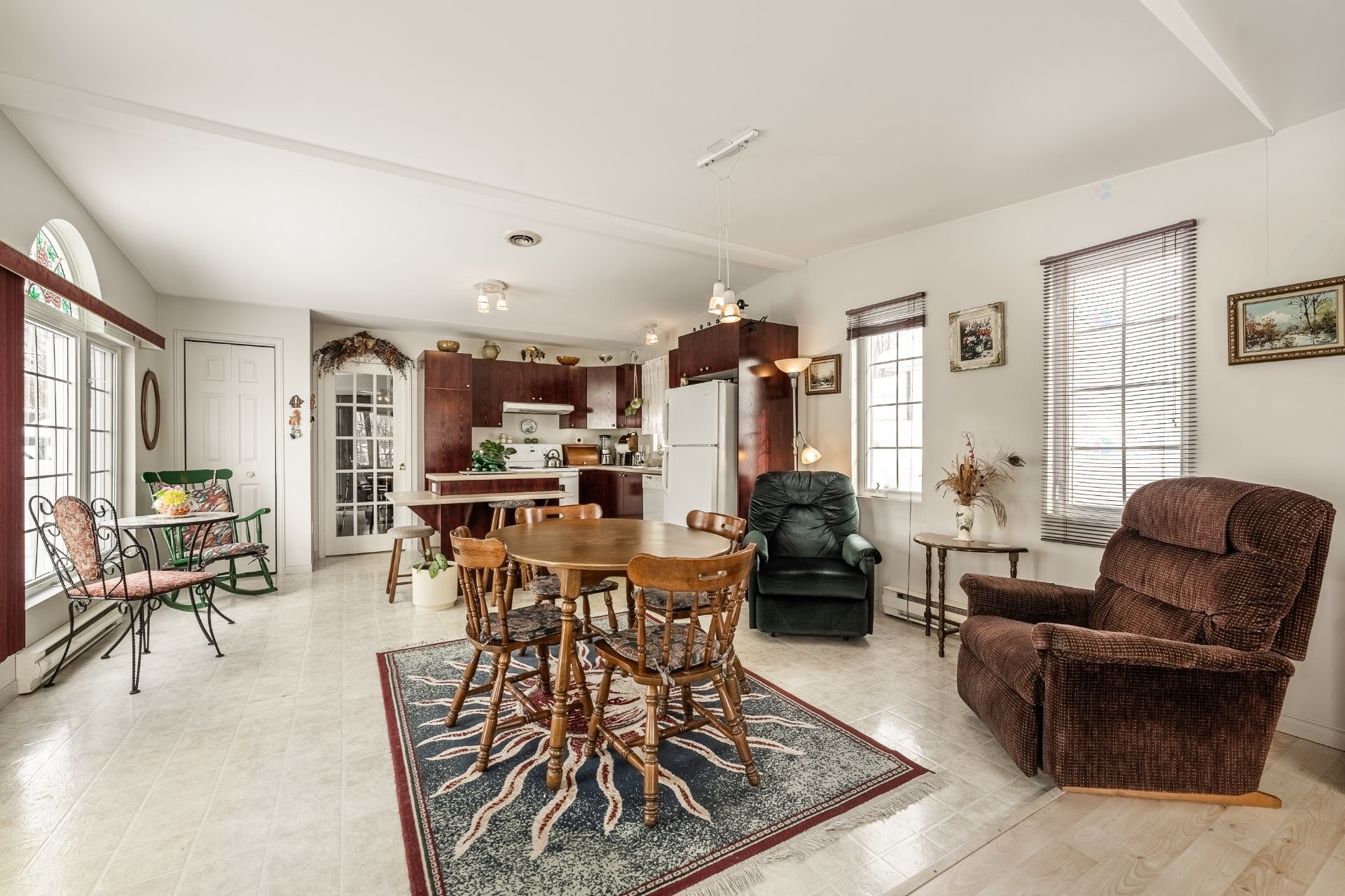 









67


Rue de la Calèche

,
Saint-Basile-le-Grand,




QC
J3N1P2

