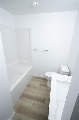 









156


Perth

AVE,
Winnipeg,




MB
R2V 0T1

