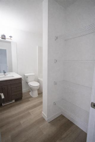 









156


Perth

AVE,
Winnipeg,




MB
R2V 0T1

