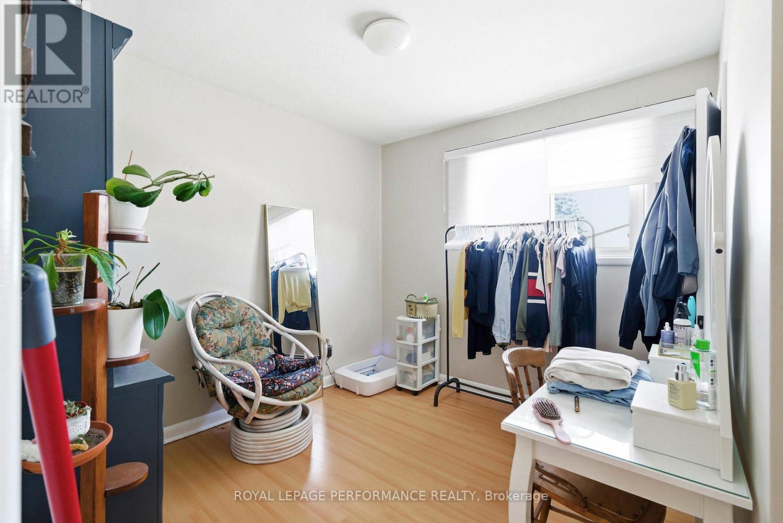 












253 SUNNYSIDE AVENUE

,
Cornwall,




Ontario
K6H3E5

