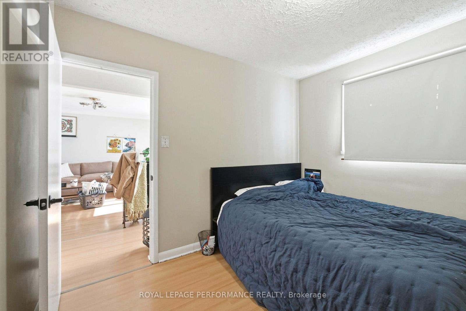 












253 SUNNYSIDE AVENUE

,
Cornwall,




Ontario
K6H3E5

