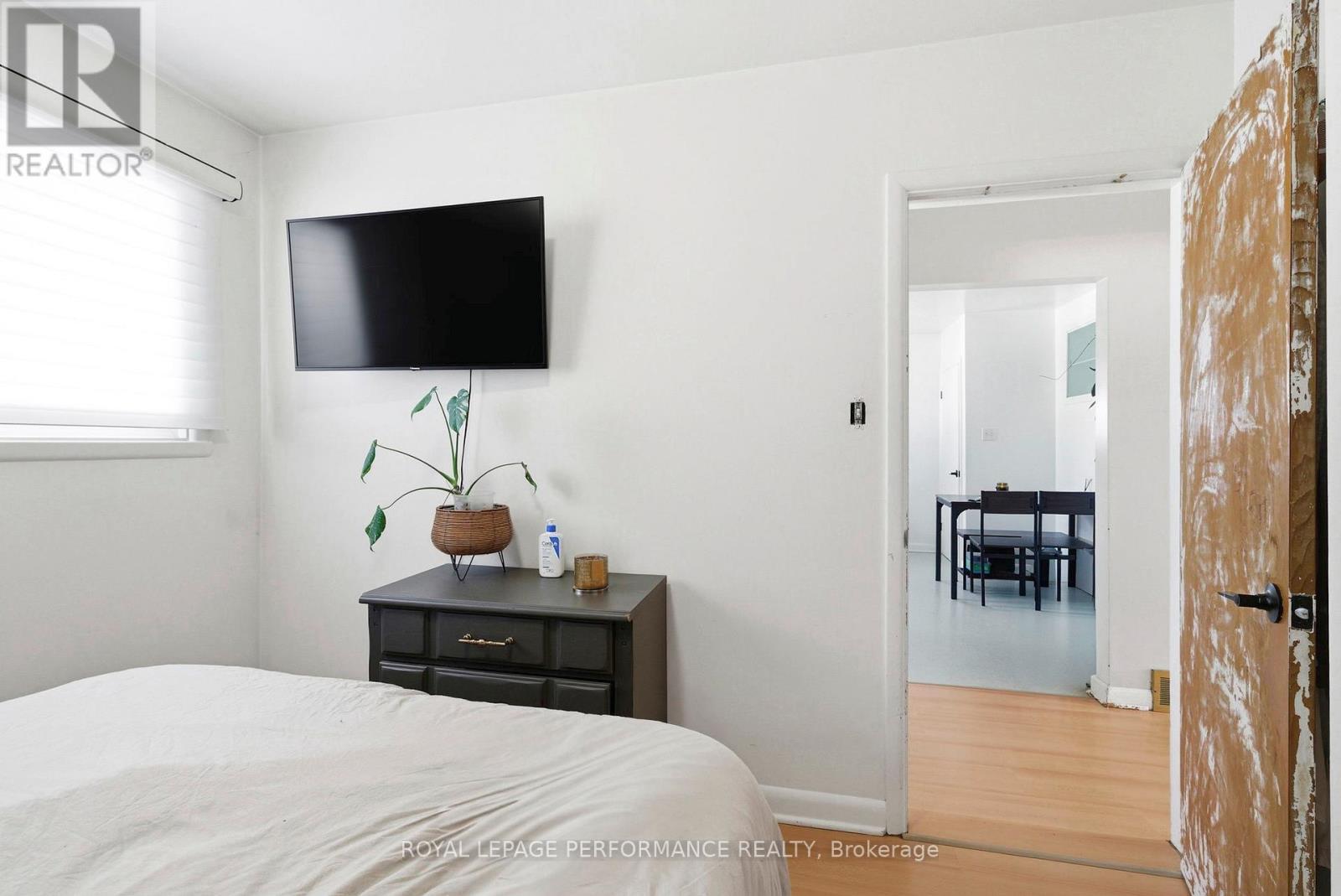 












253 SUNNYSIDE AVENUE

,
Cornwall,




Ontario
K6H3E5

