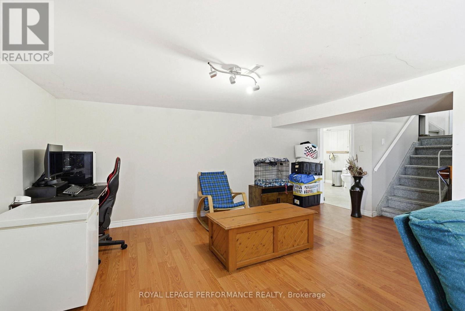 












253 SUNNYSIDE AVENUE

,
Cornwall,




Ontario
K6H3E5

