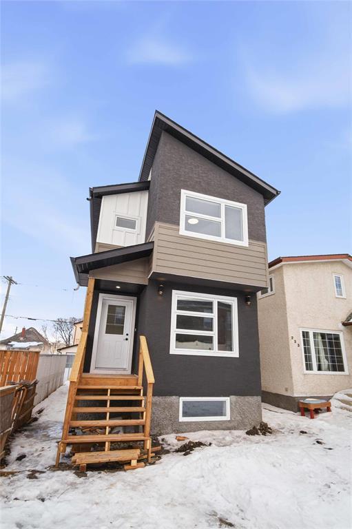 












.5 223 Royal Avenue

,
Winnipeg,




Manitoba
R2V1H6

