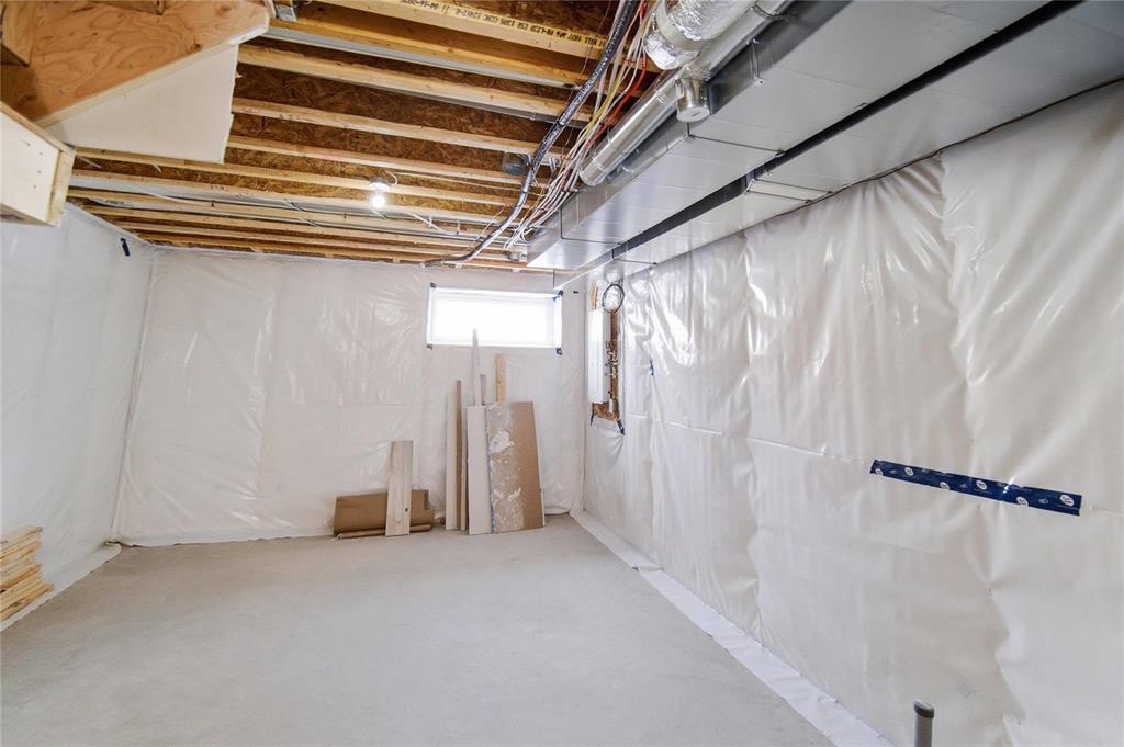 












.5 223 Royal Avenue

,
Winnipeg,




Manitoba
R2V1H6

