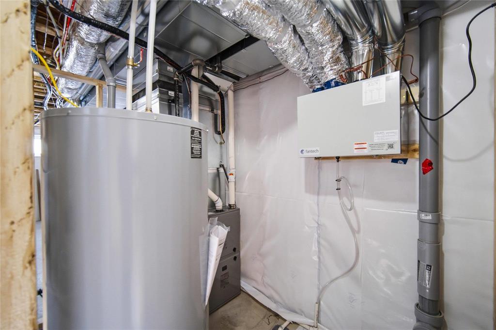 












.5 223 Royal Avenue

,
Winnipeg,




Manitoba
R2V1H6

