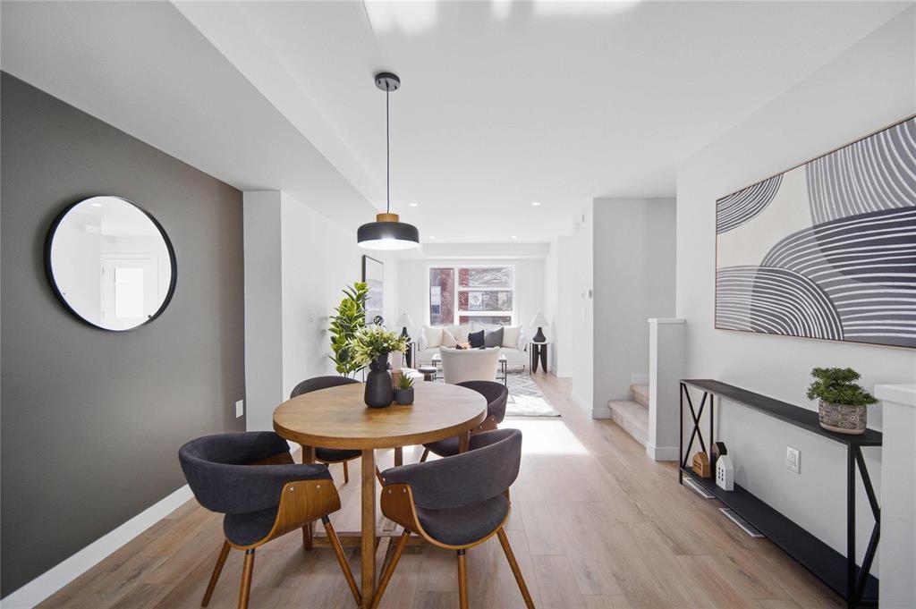 












.5 223 Royal Avenue

,
Winnipeg,




Manitoba
R2V1H6

