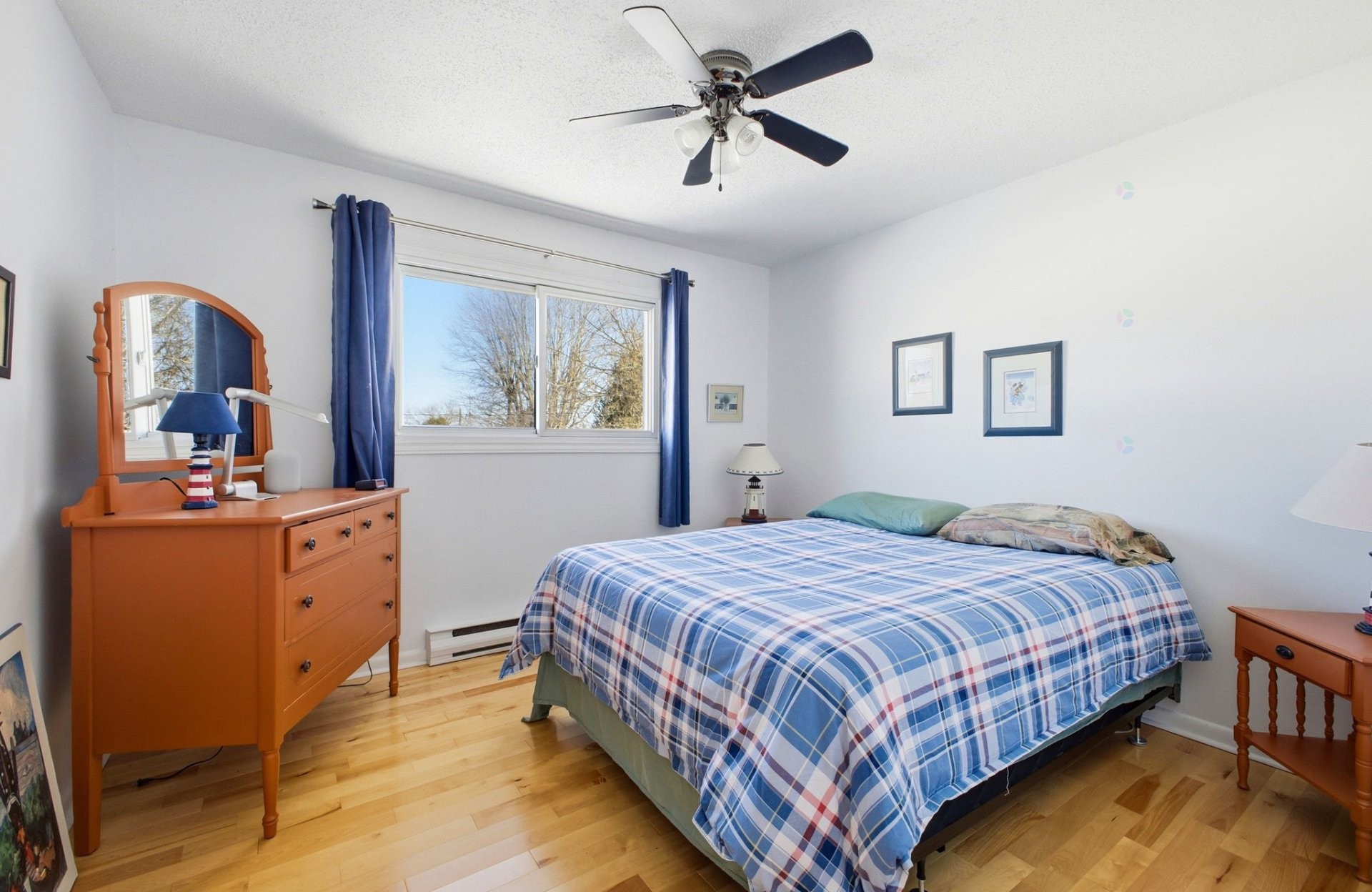 









194


Rue Archambault

,
Gatineau (Hull),




QC
J8Y5E2

