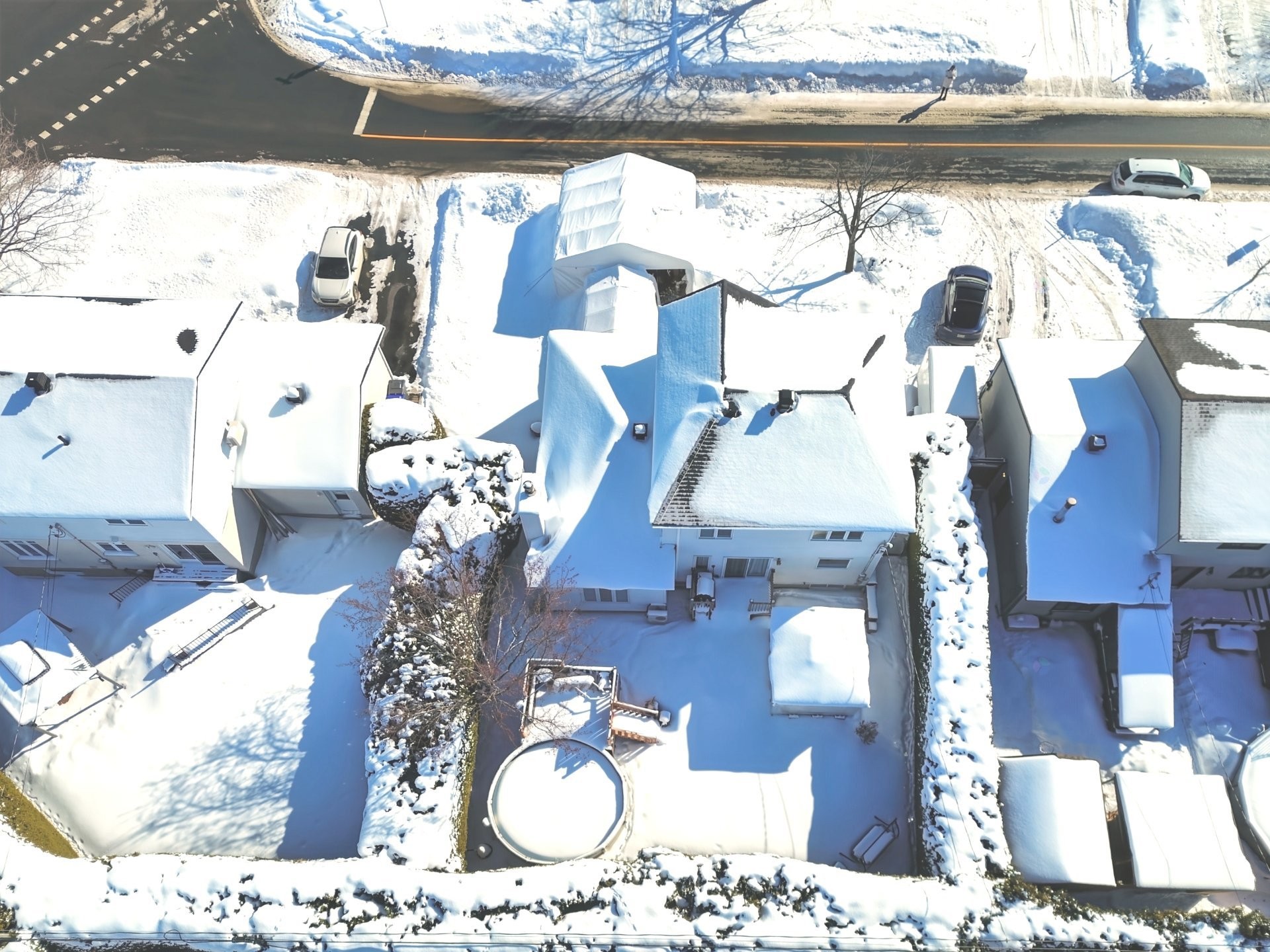 









1978


Rue Émile-Nelligan

,
Varennes,




QC
J3X1X1

