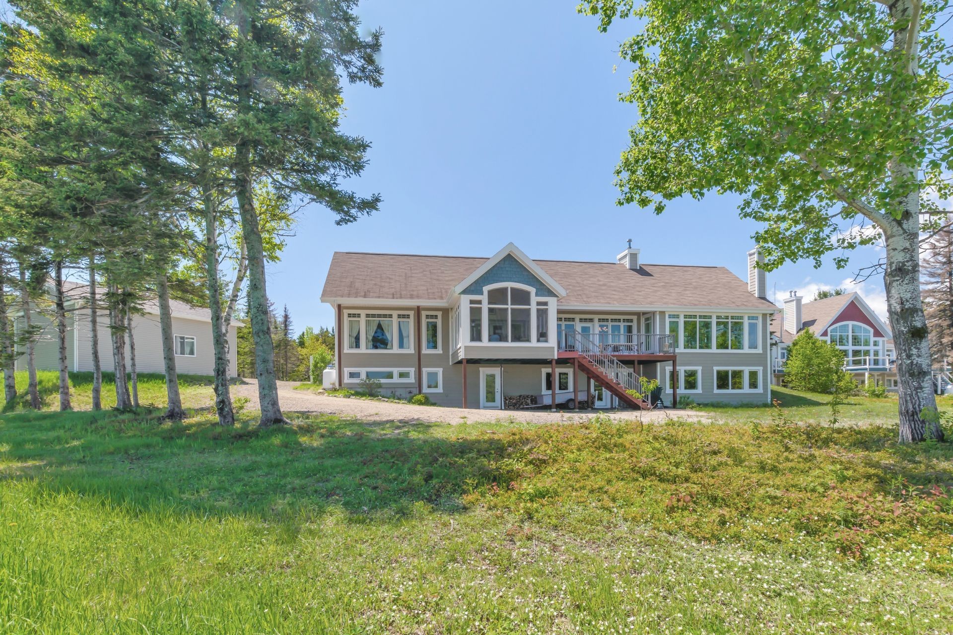 









3341


Route du Fleuve

,
Les Éboulements,




QC
G0A2M0

