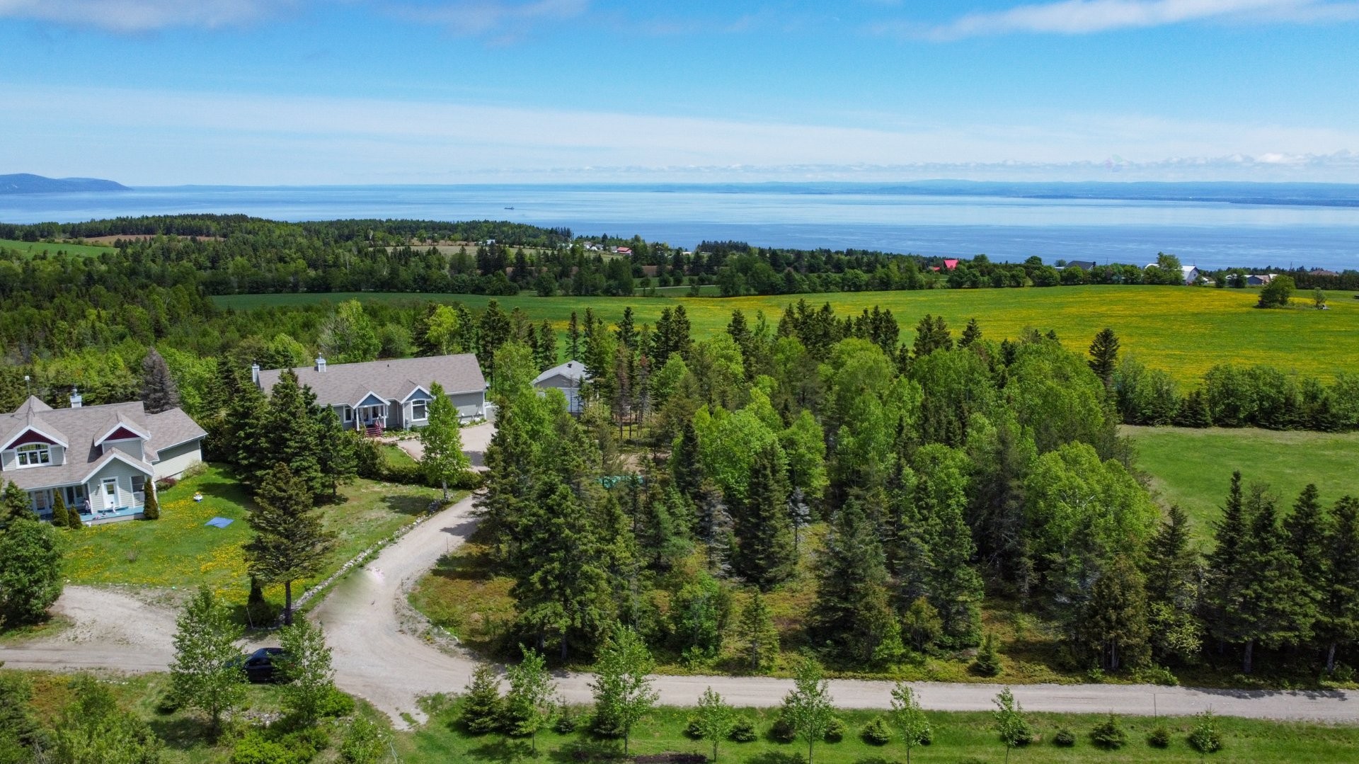 









3341


Route du Fleuve

,
Les Éboulements,




QC
G0A2M0

