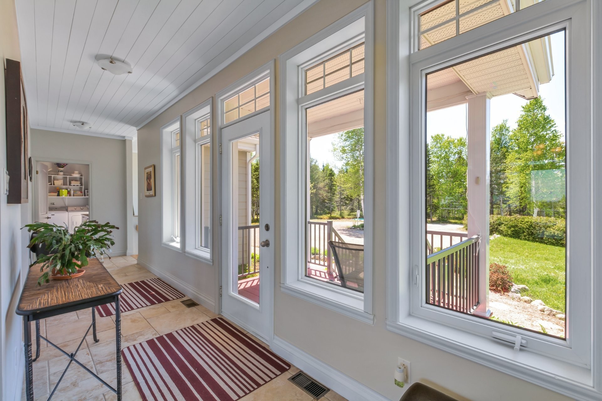 









3341


Route du Fleuve

,
Les Éboulements,




QC
G0A2M0

