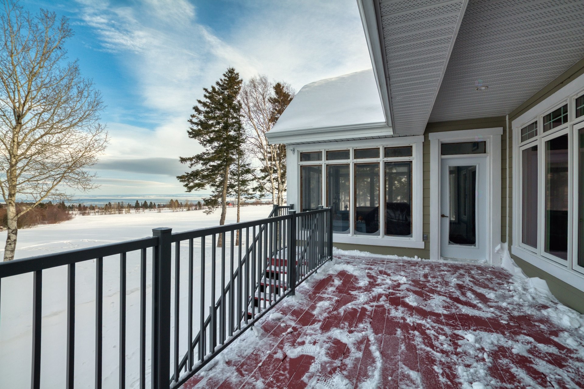 









3341


Route du Fleuve

,
Les Éboulements,




QC
G0A2M0

