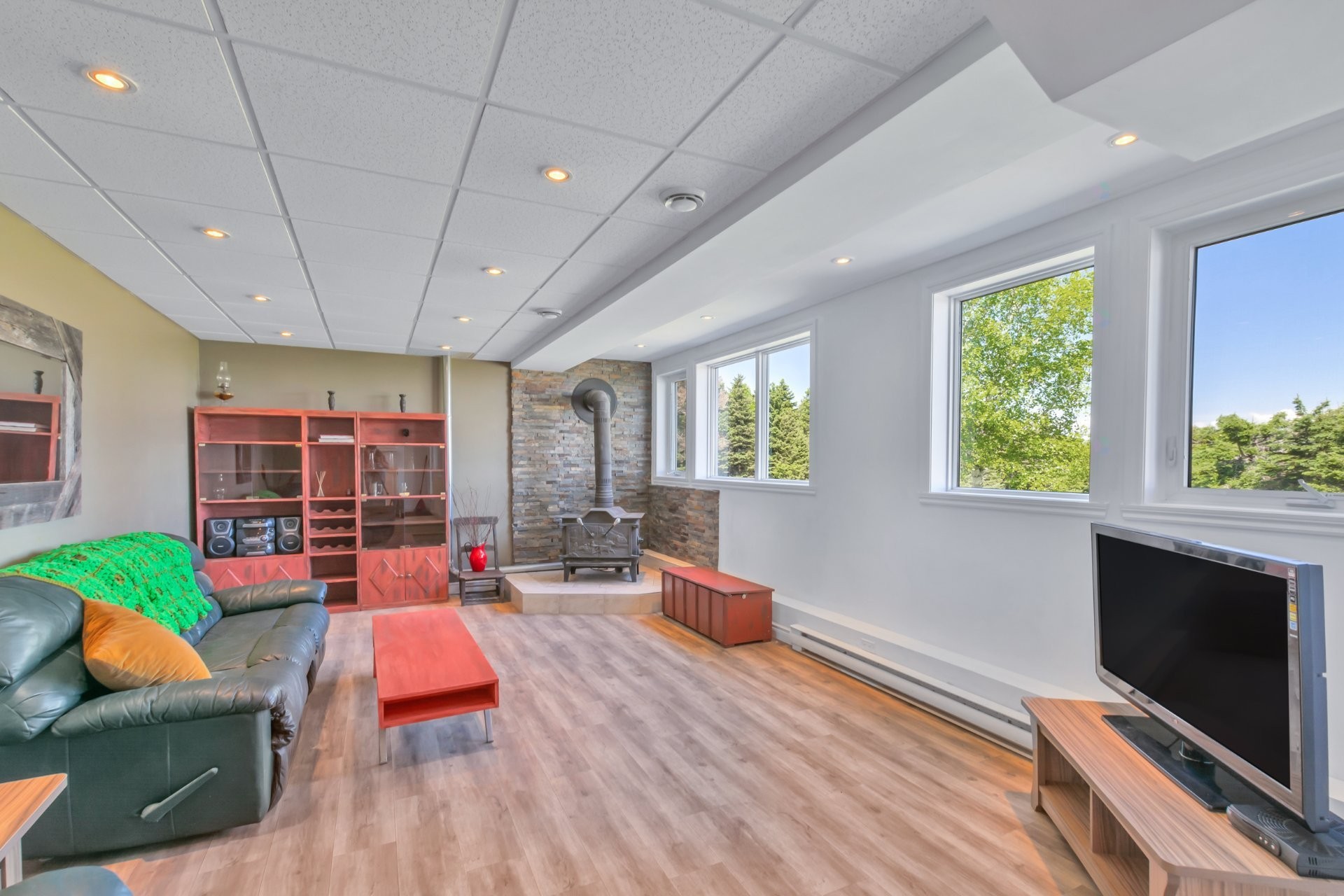 









3341


Route du Fleuve

,
Les Éboulements,




QC
G0A2M0

