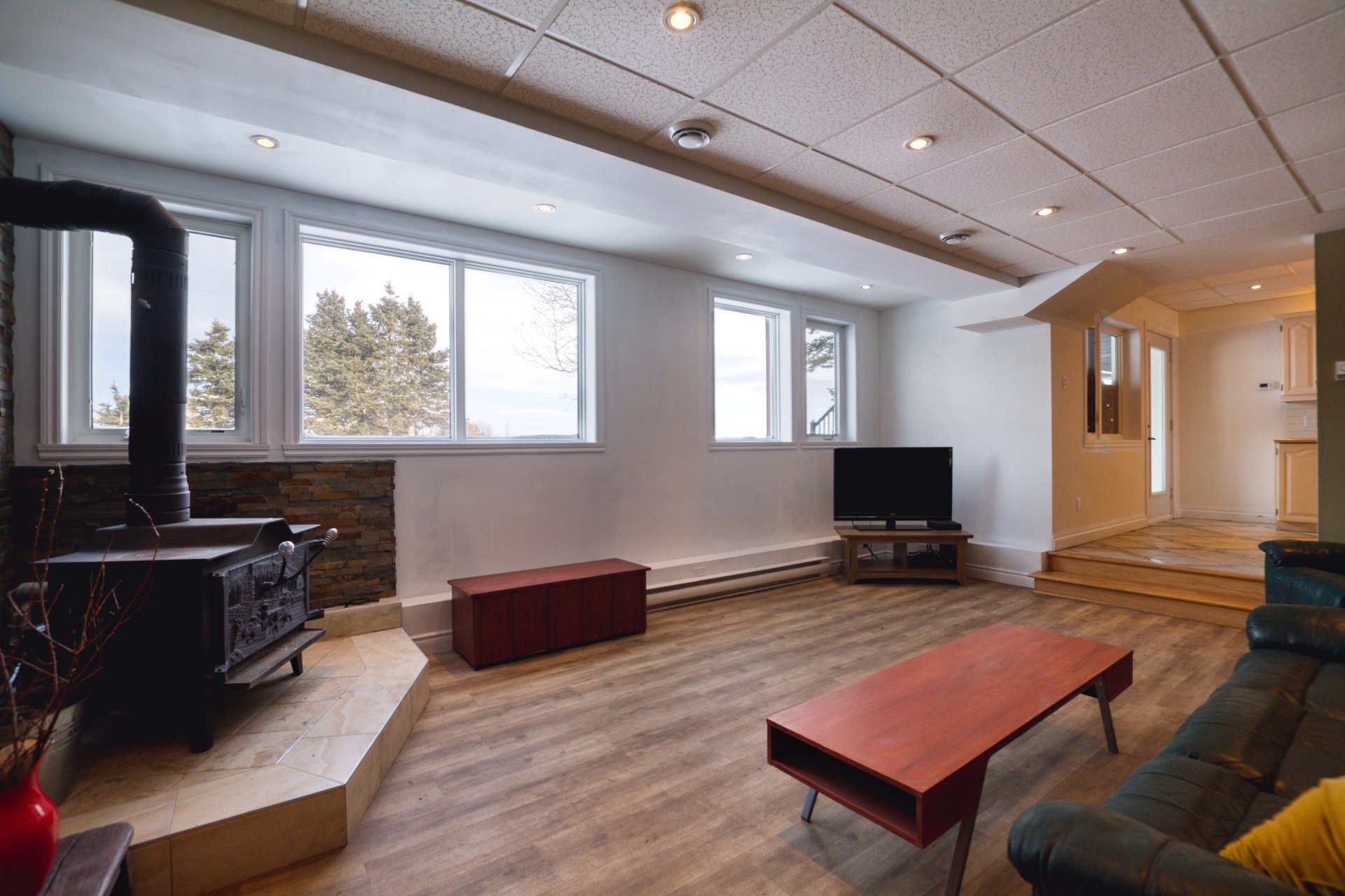 









3341


Route du Fleuve

,
Les Éboulements,




QC
G0A2M0

