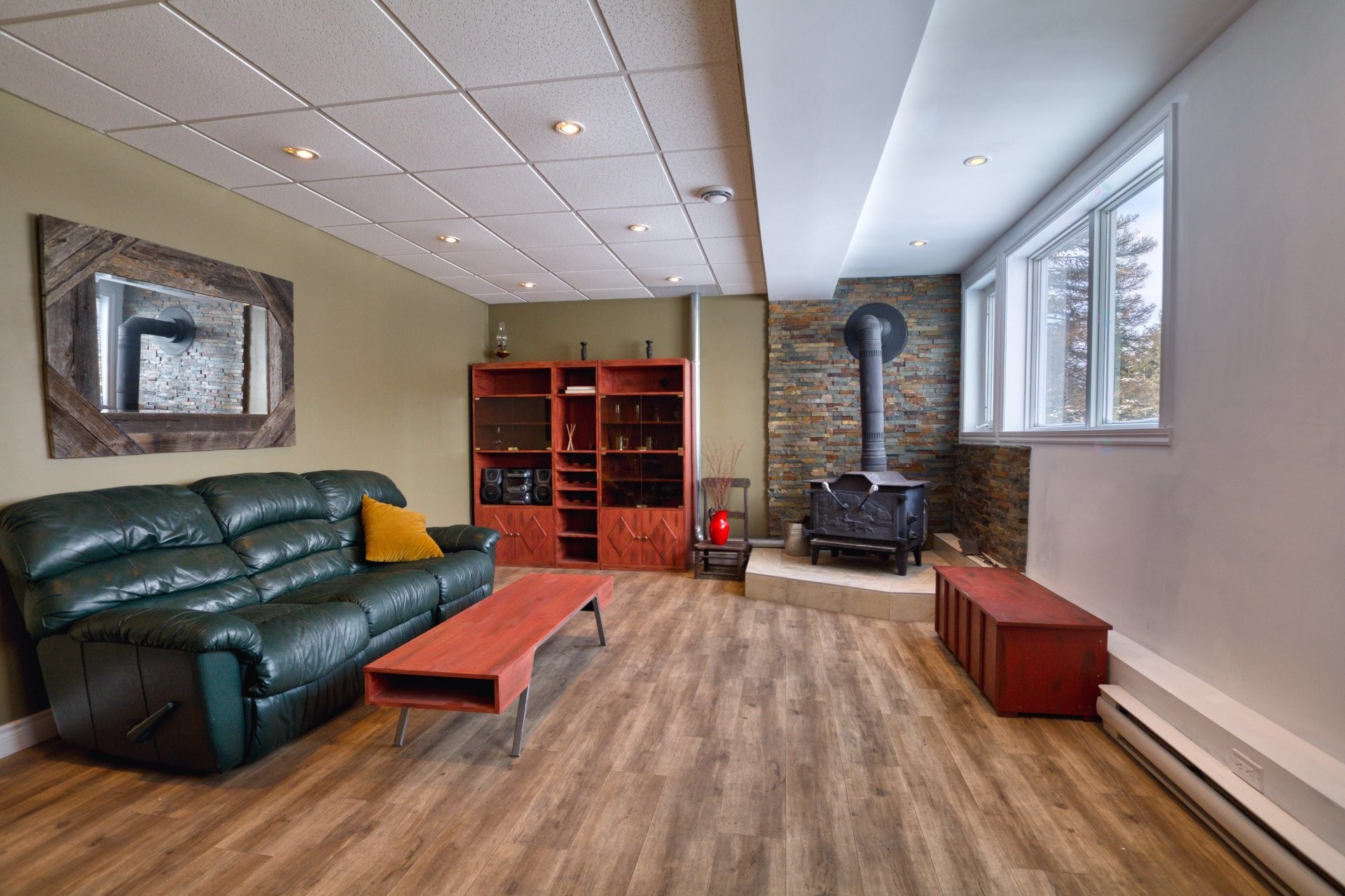 









3341


Route du Fleuve

,
Les Éboulements,




QC
G0A2M0

