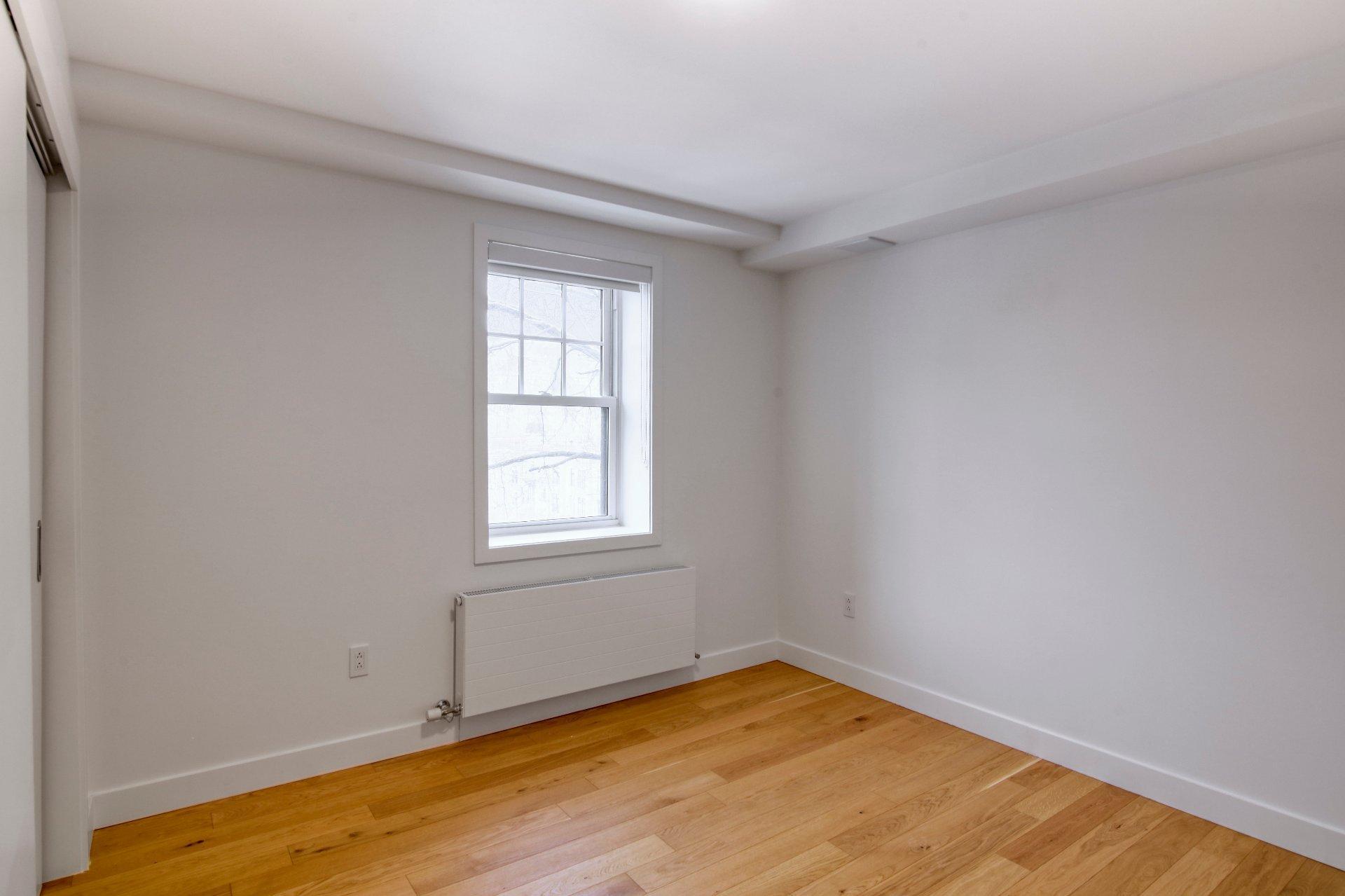 









1


Av. Rosemount

, 53,
Westmount,




QC
H3Y3G6

