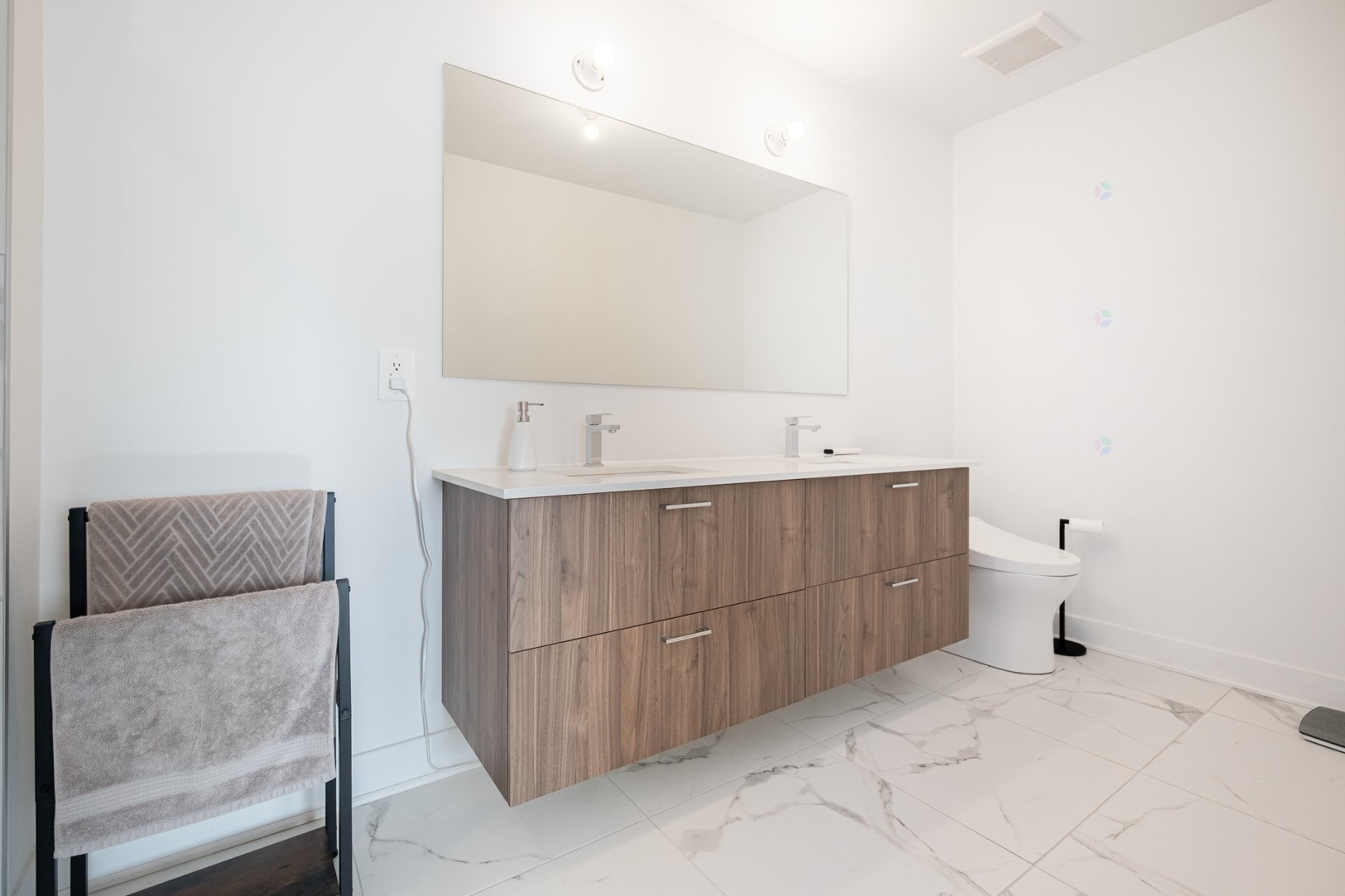 









13359


Boul. Gouin O.

,
Montréal (Pierrefonds-Roxboro),




QC
H8Z1X5

