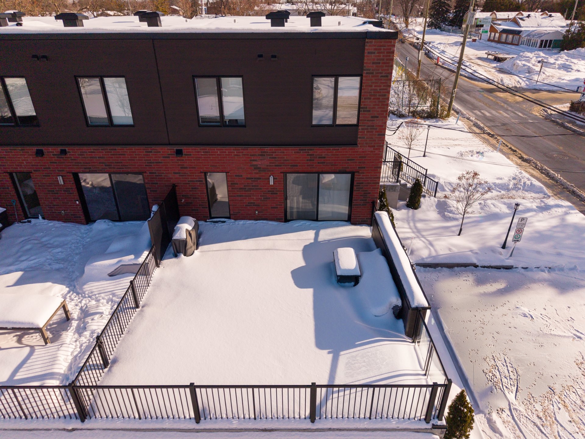 









13359


Boul. Gouin O.

,
Montréal (Pierrefonds-Roxboro),




QC
H8Z1X5

