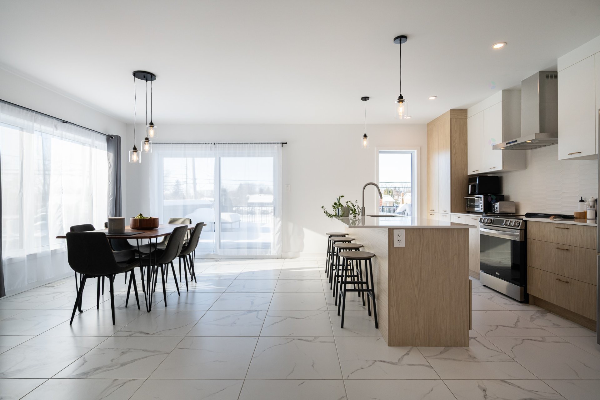 









13359


Boul. Gouin O.

,
Montréal (Pierrefonds-Roxboro),




QC
H8Z1X5

