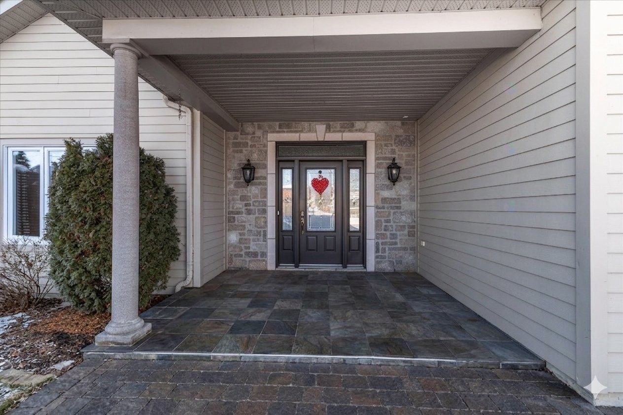 









115


85e Avenue

,
Saint-Zotique,




QC
J0P1Z0

