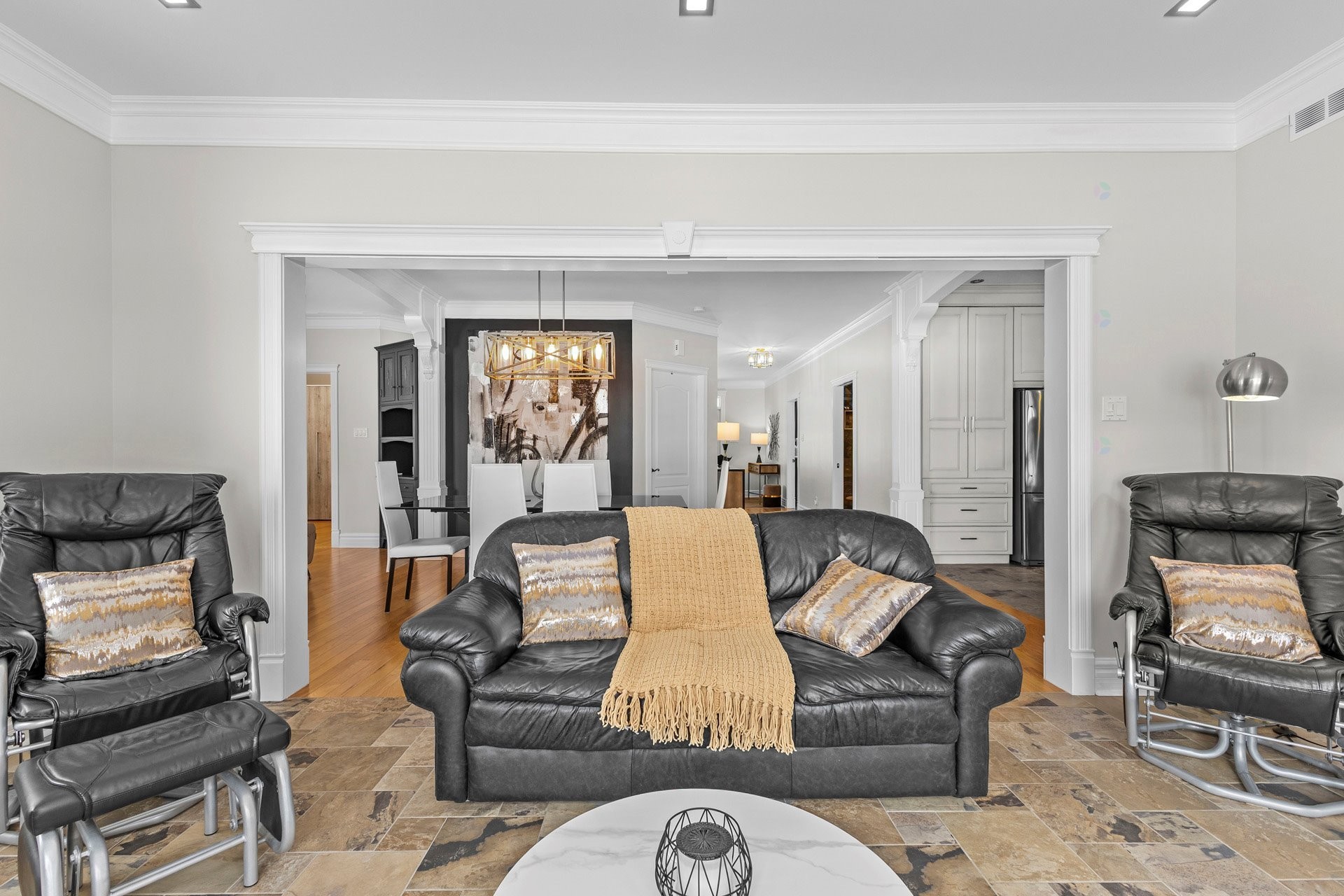 









115


85e Avenue

,
Saint-Zotique,




QC
J0P1Z0


