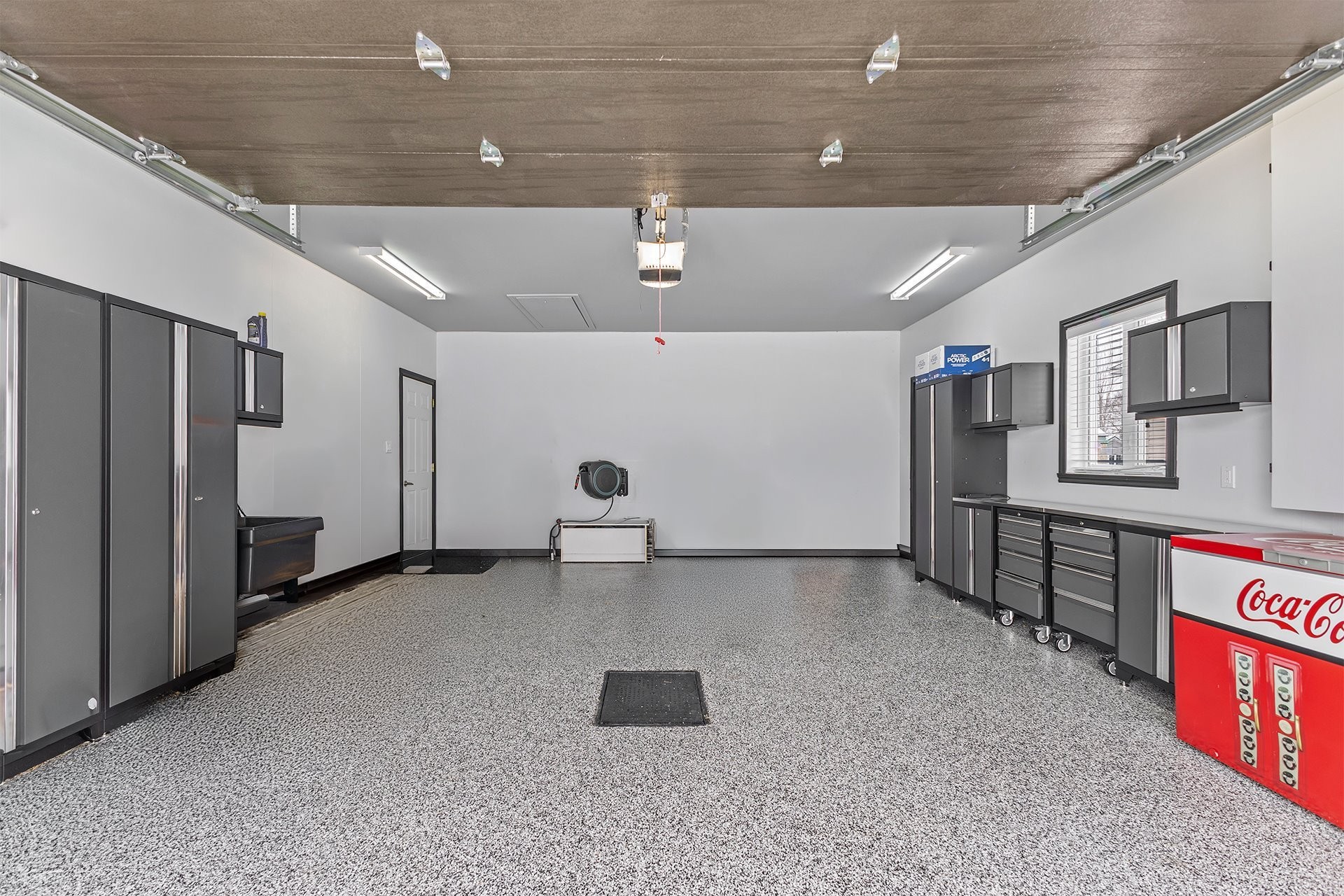 









115


85e Avenue

,
Saint-Zotique,




QC
J0P1Z0

