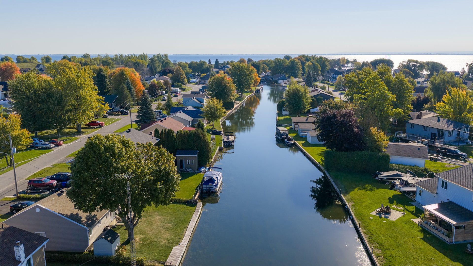 









115


85e Avenue

,
Saint-Zotique,




QC
J0P1Z0

