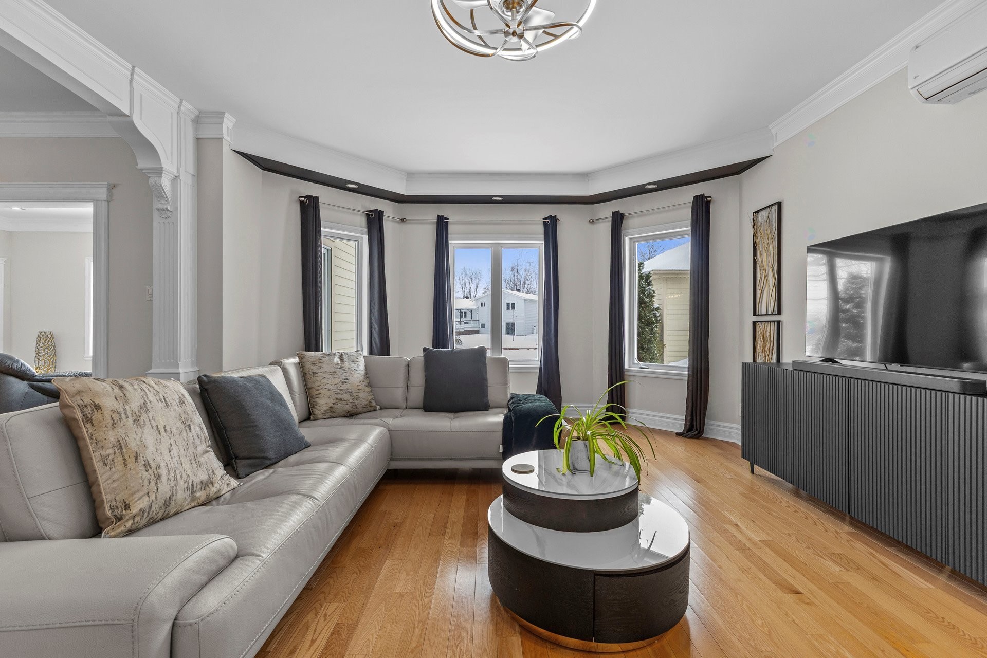 









115


85e Avenue

,
Saint-Zotique,




QC
J0P1Z0


