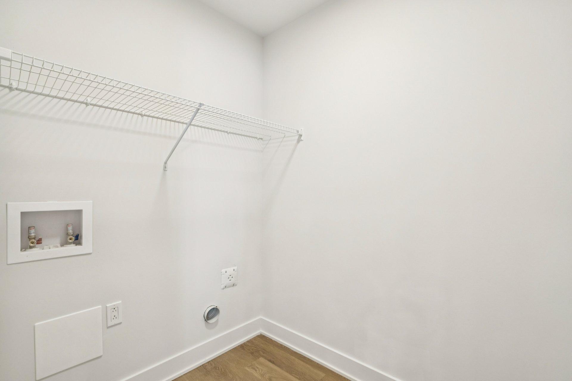 









673


Ch. Rhéaume

, F,
Saint-Michel,




QC
J0L2J0

