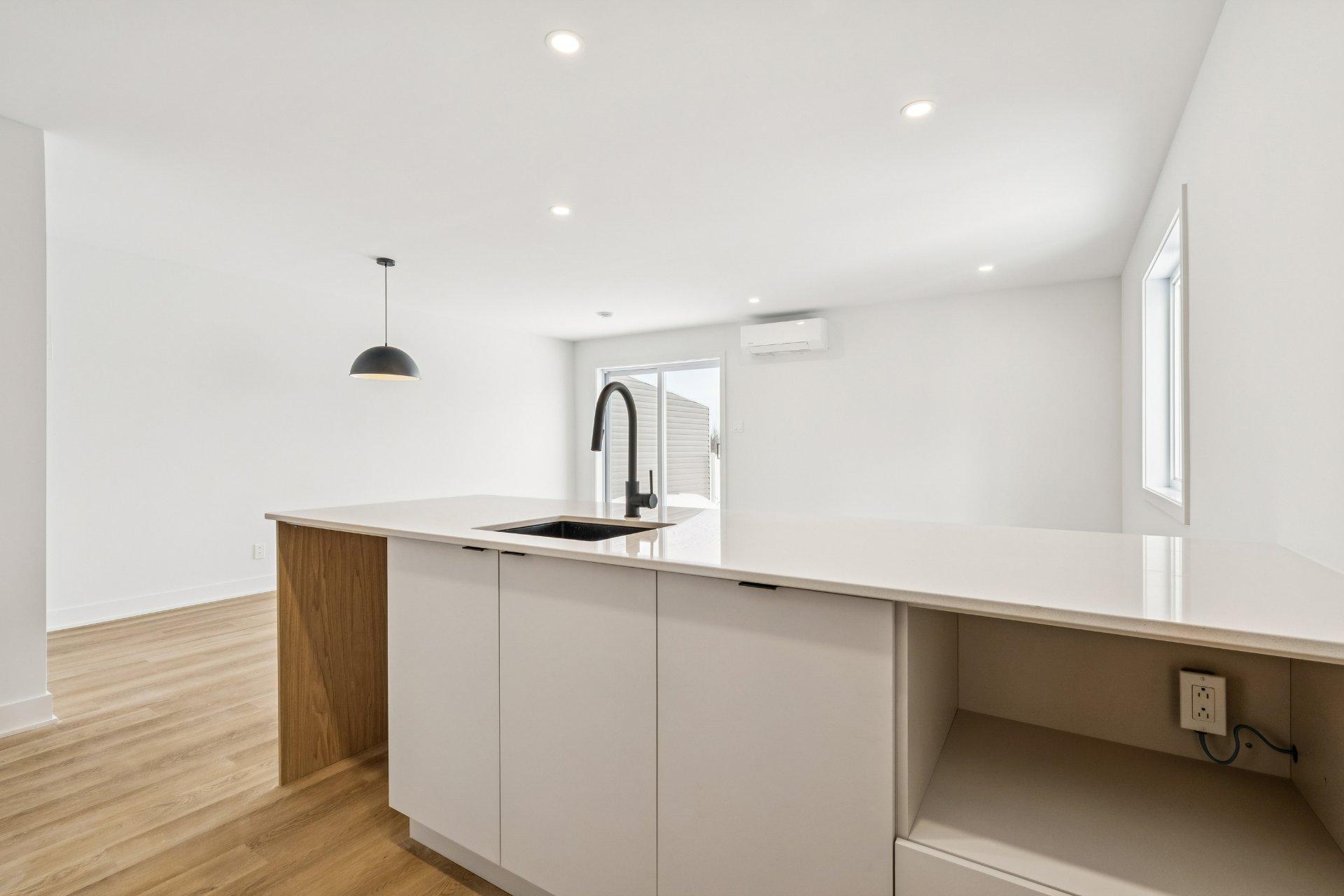 









673


Ch. Rhéaume

, C,
Saint-Michel,




QC
J0L2J0

