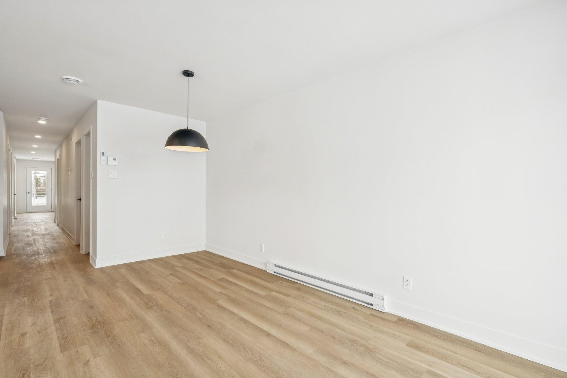 









673


Ch. Rhéaume

, D,
Saint-Michel,




QC
J0L2J0

