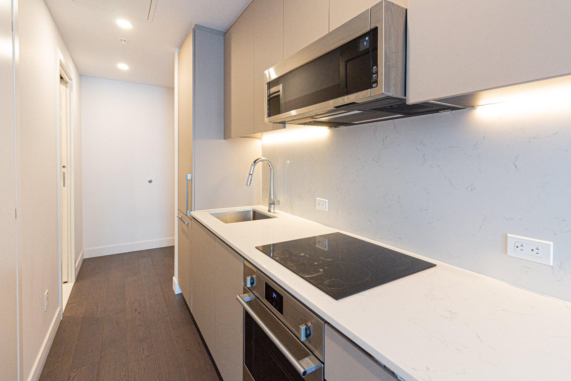 









1500


Boul. René-Lévesque O.

, 1903,
Montréal (Ville-Marie),




QC
H3G0H6

