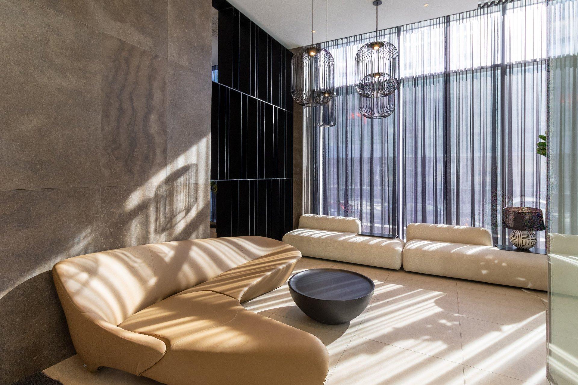 









1500


Boul. René-Lévesque O.

, 1903,
Montréal (Ville-Marie),




QC
H3G0H6

