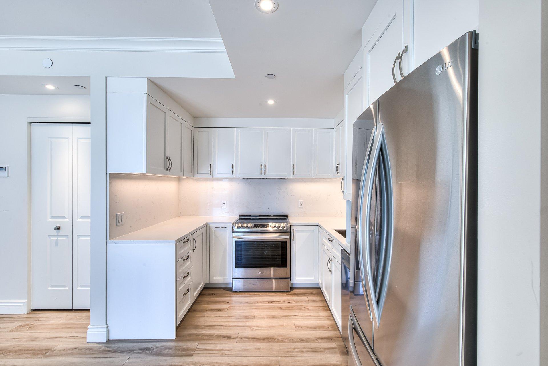 









4469


Rue Ste-Catherine O.

, 201,
Westmount,




QC
H3Z1R6

