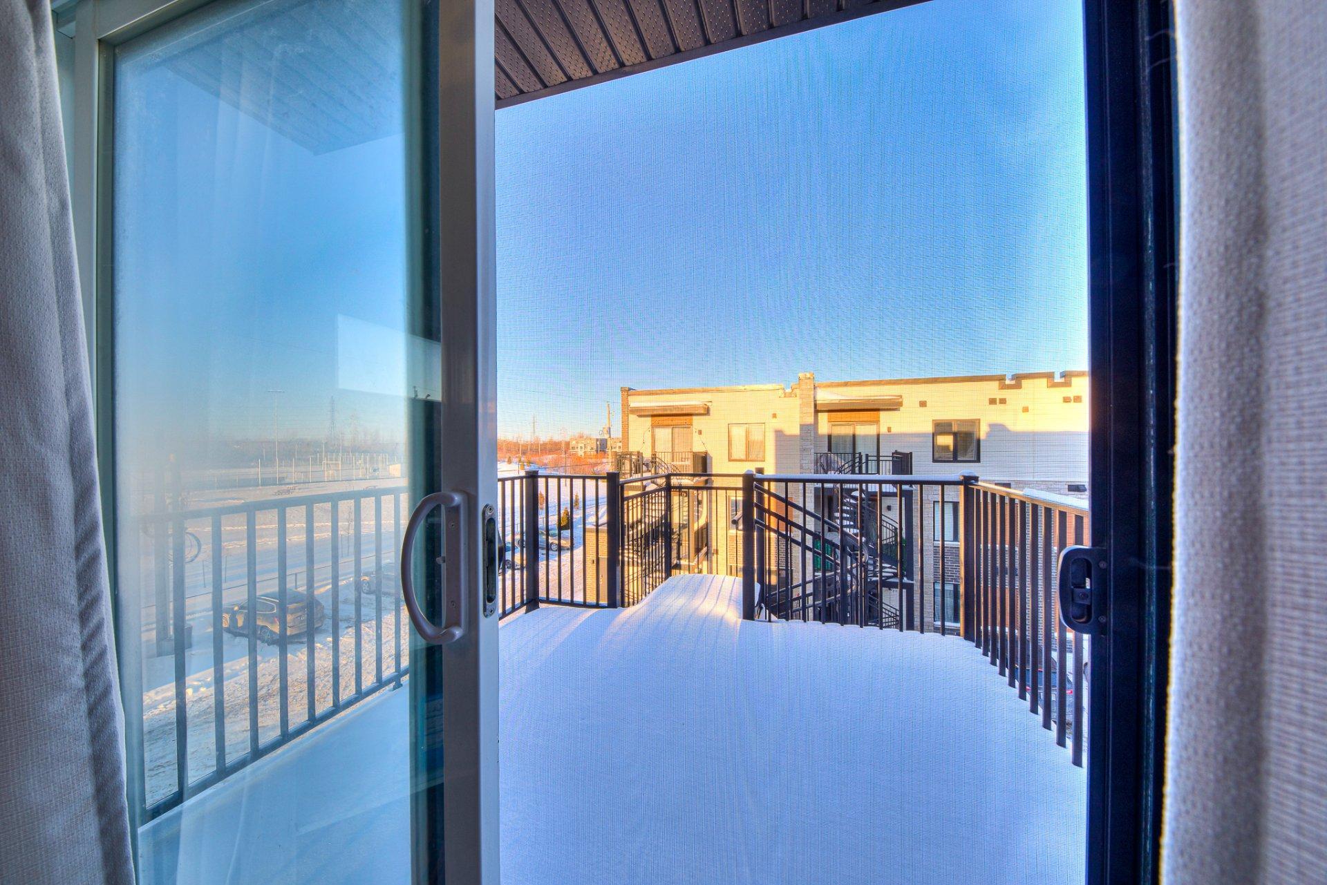 









683


Rue Péladeau

,
Laval (Auteuil),




QC
H7K2S1

