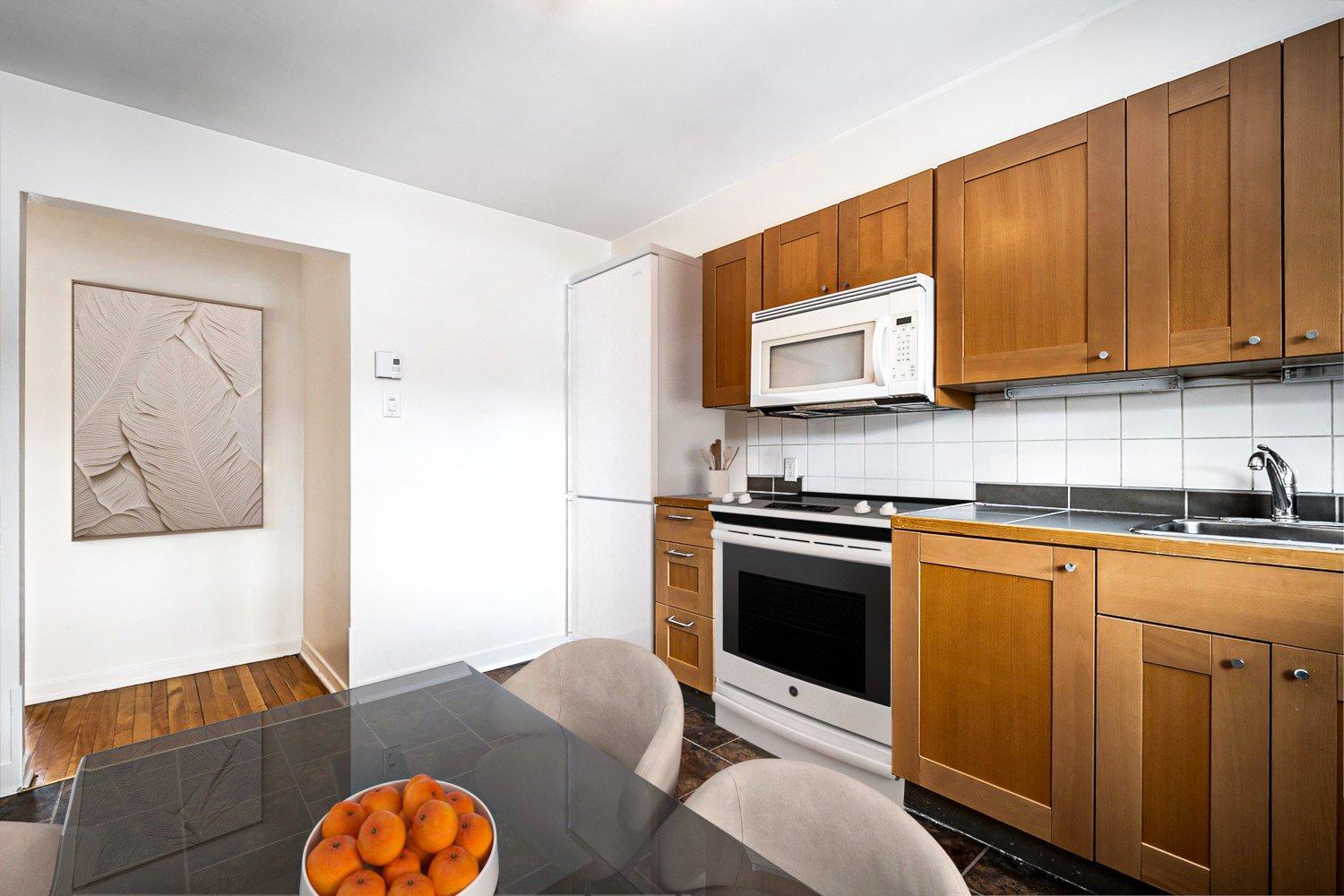 









6830

 - 6834


Rue Chatelain

,
Montréal (Rosemont/La Petite-Patrie),




QC
H1T2L2

