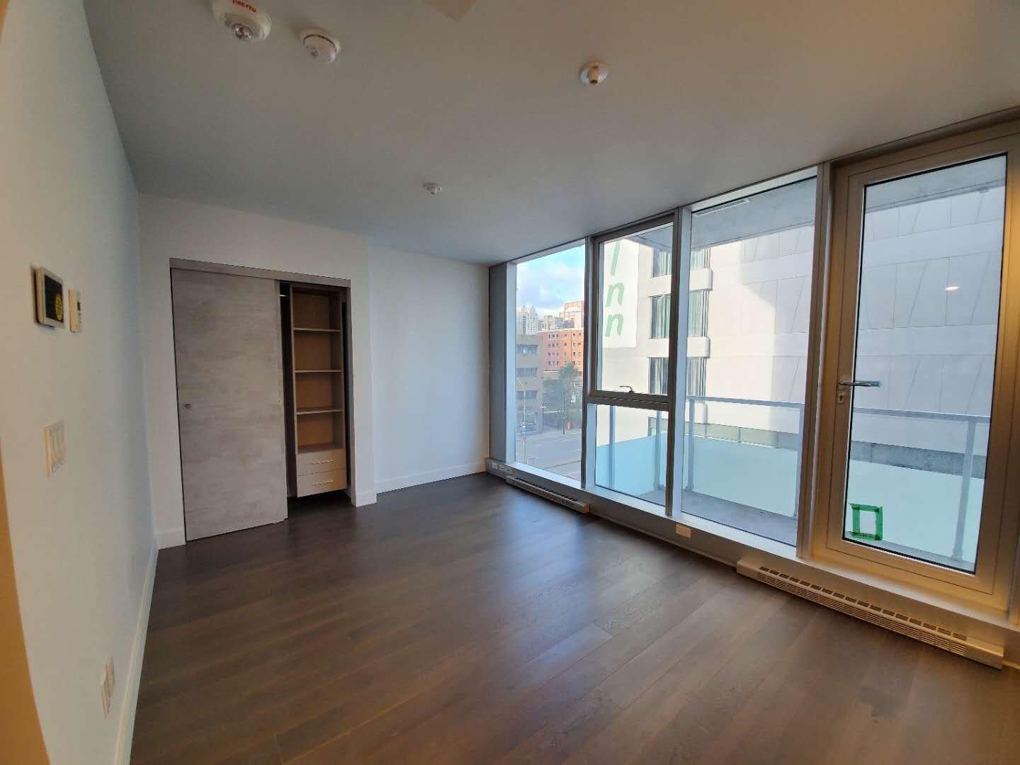 









1400


Boul. René-Lévesque O.

, 406,
Montréal (Ville-Marie),




QC
H3G1T6

