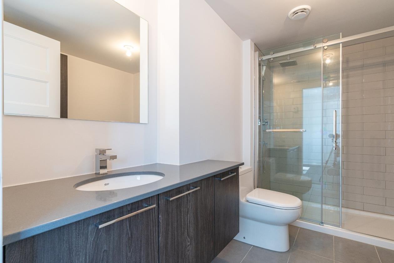 









388


Av. Skaniatarati

,
Montréal (Lachine),




QC
H8S0C1

