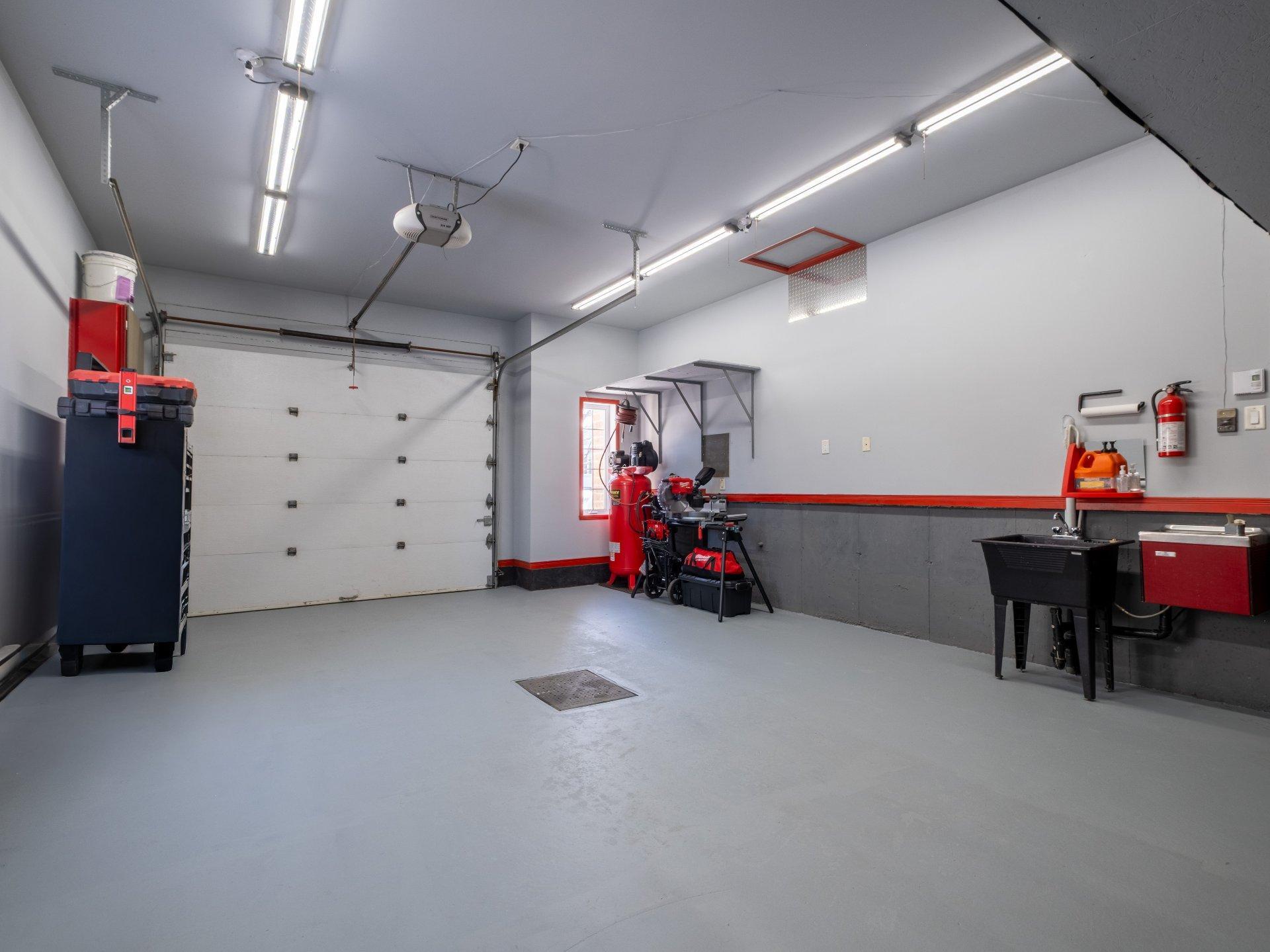 









633


Rue du Mimosa

,
Saint-Amable,




QC
J0L1N0

