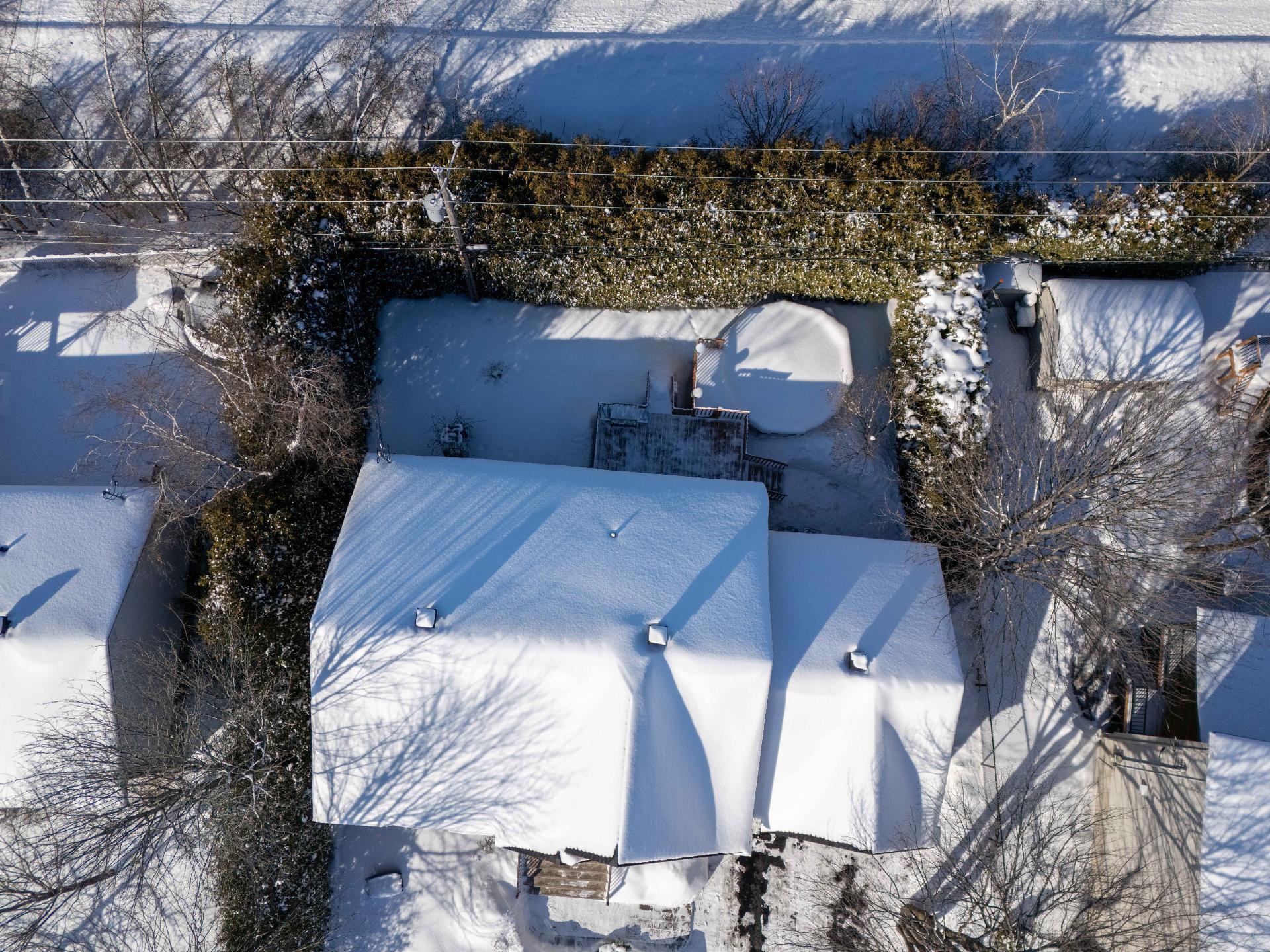 









633


Rue du Mimosa

,
Saint-Amable,




QC
J0L1N0

