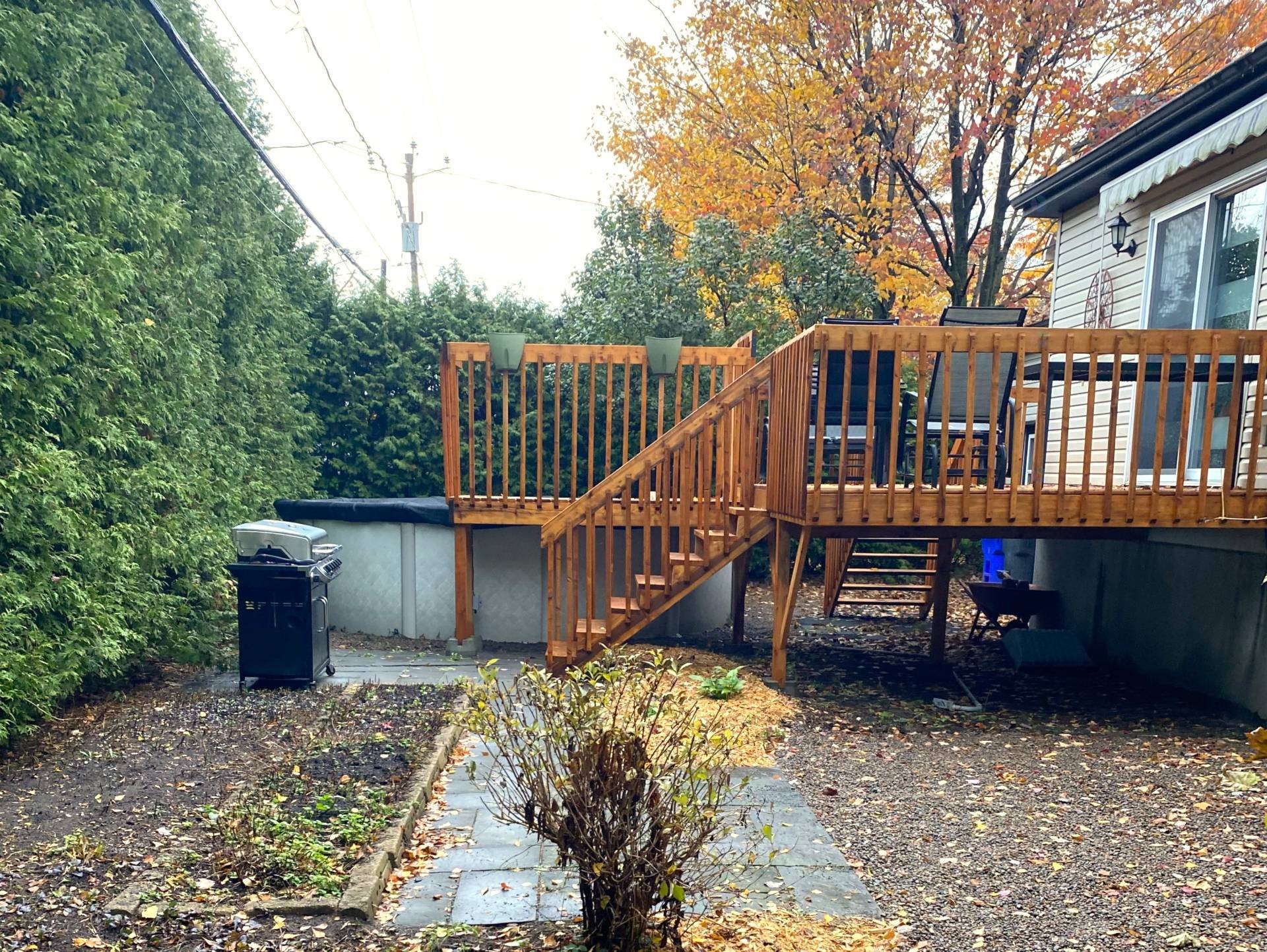 









633


Rue du Mimosa

,
Saint-Amable,




QC
J0L1N0

