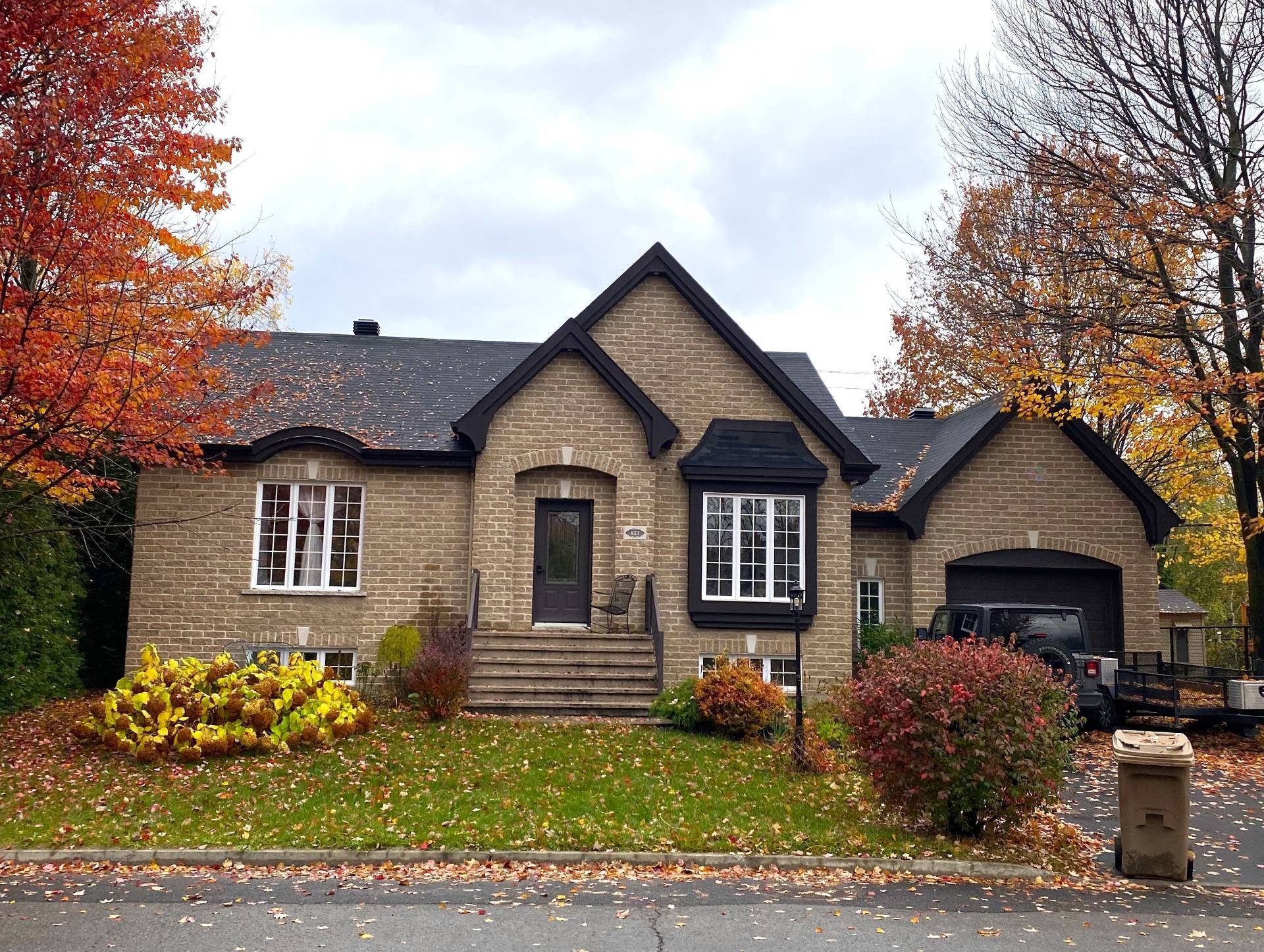 









633


Rue du Mimosa

,
Saint-Amable,




QC
J0L1N0

