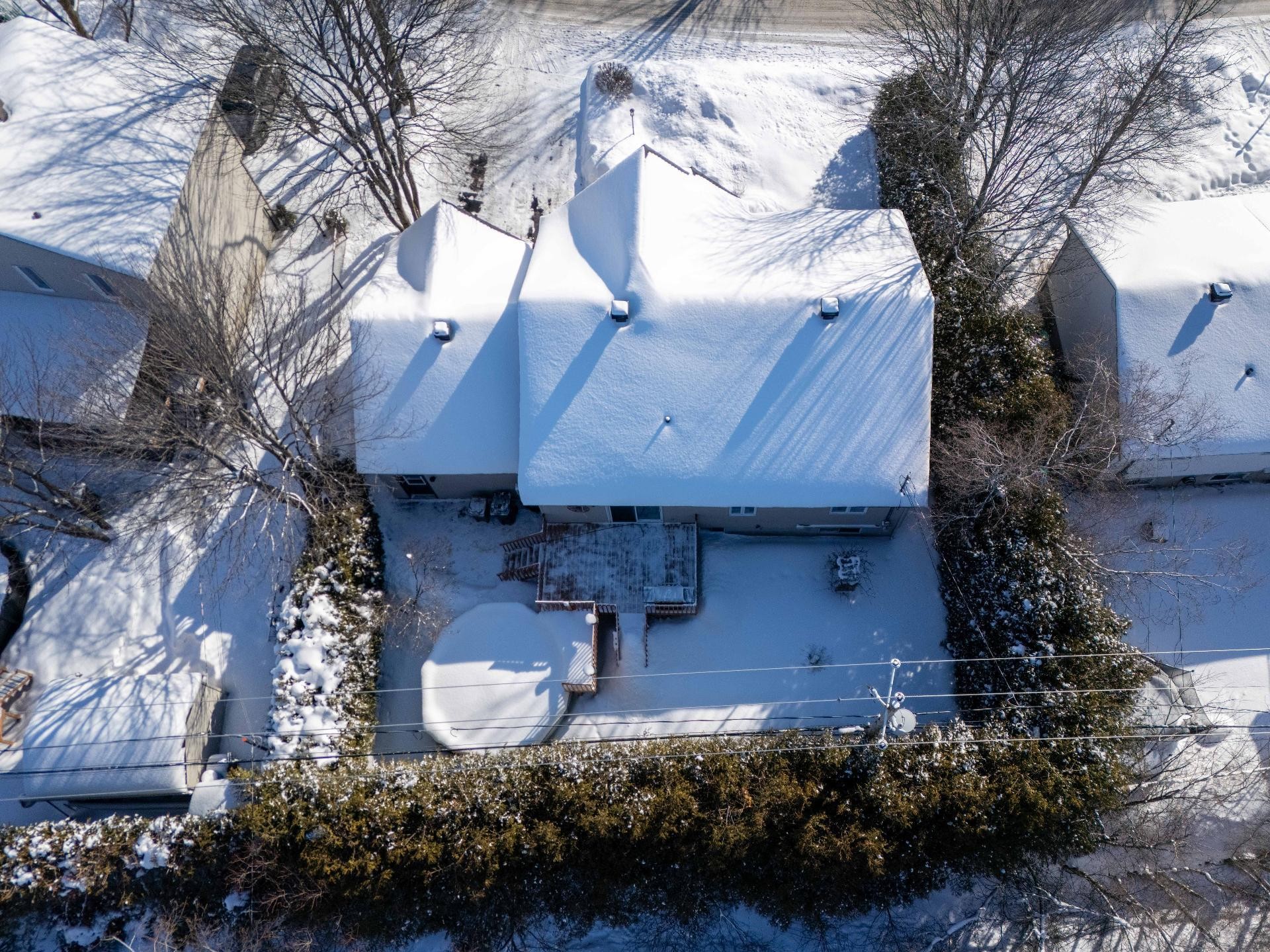 









633


Rue du Mimosa

,
Saint-Amable,




QC
J0L1N0

