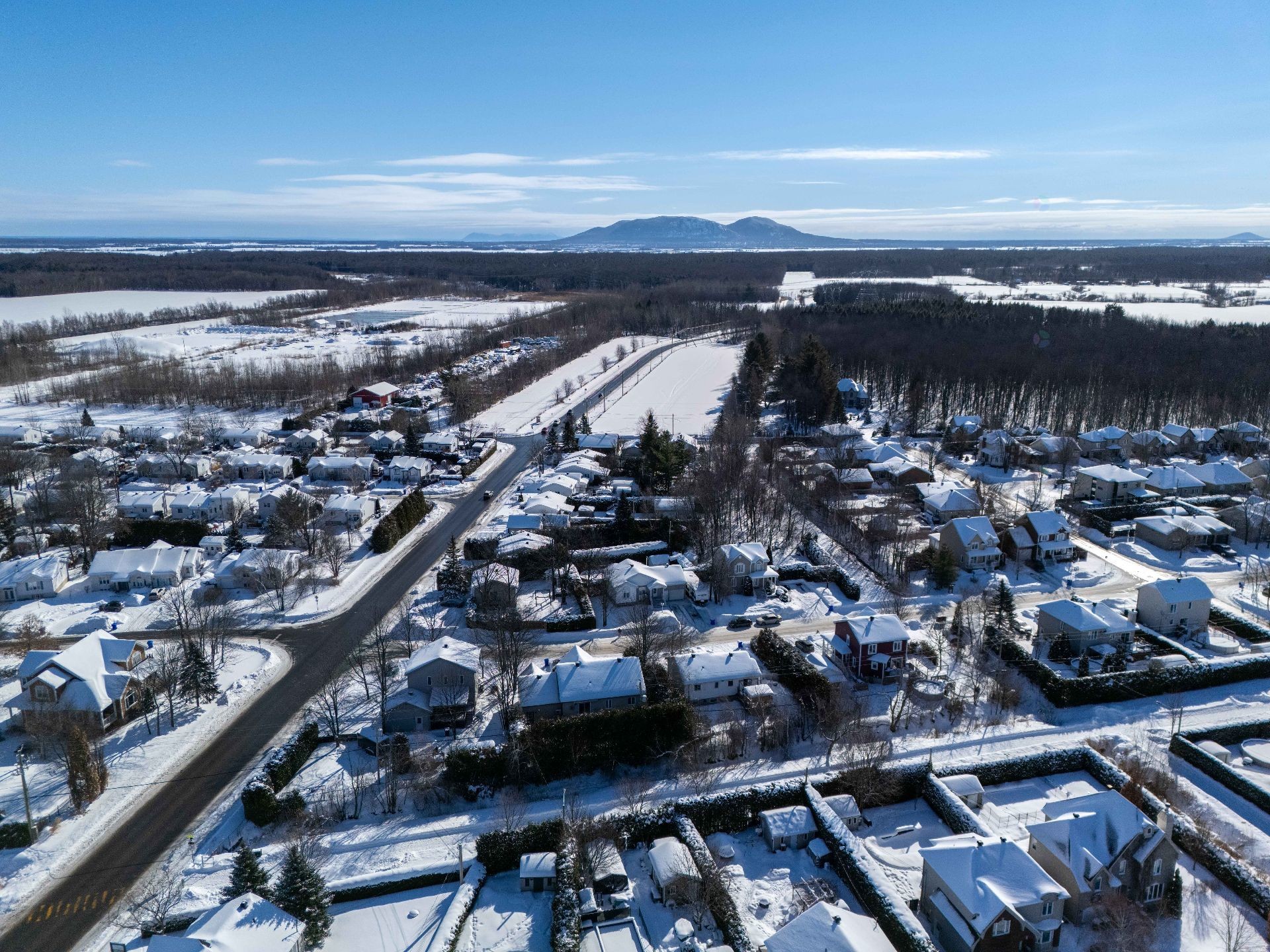 









633


Rue du Mimosa

,
Saint-Amable,




QC
J0L1N0

